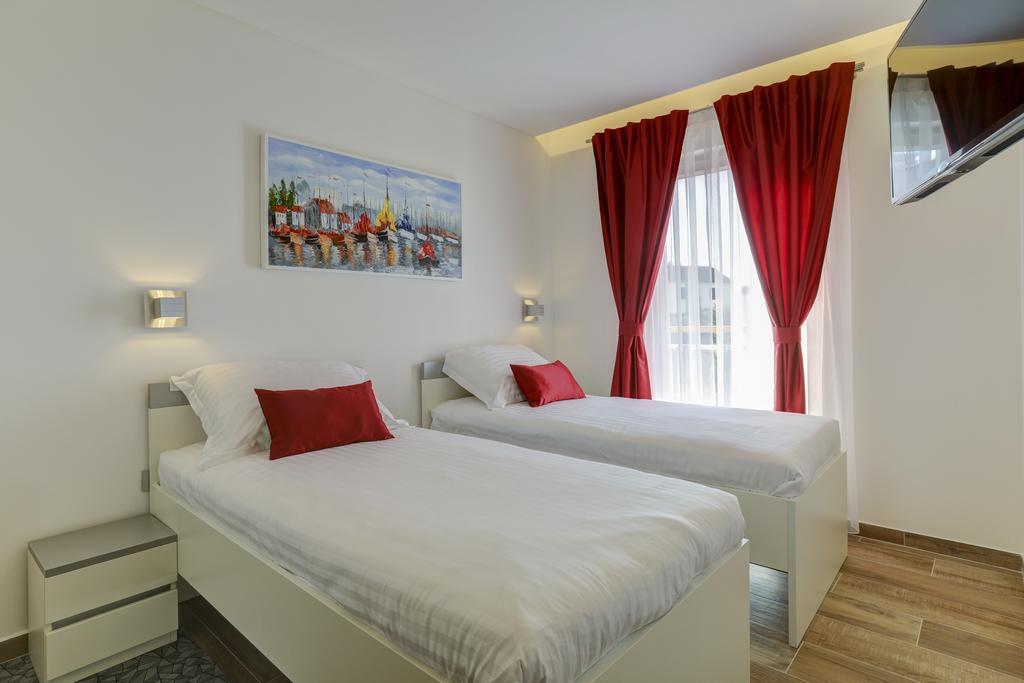 Apartments Lapis Premantura Ngoại thất bức ảnh