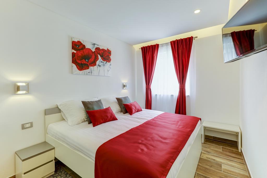 Apartments Lapis Premantura Ngoại thất bức ảnh